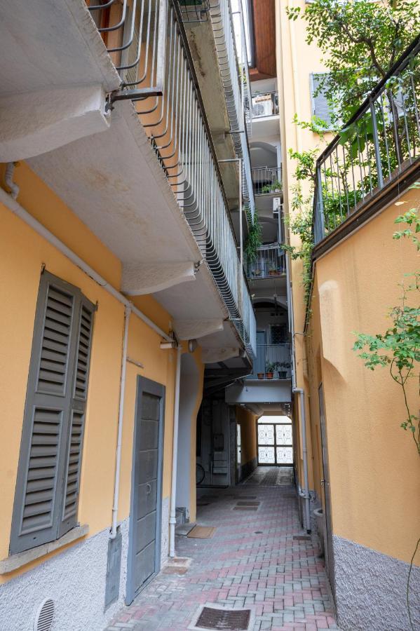 Appartamento Bilocale zona Arena Milano Esterno foto